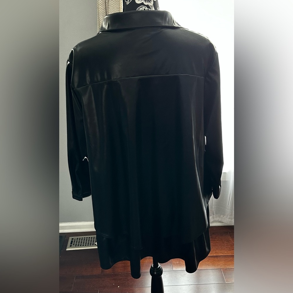 Leather Top - Picture 2 of 3